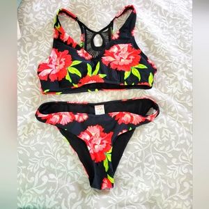 Cabana del Sol Tank top Embroidered Bikini